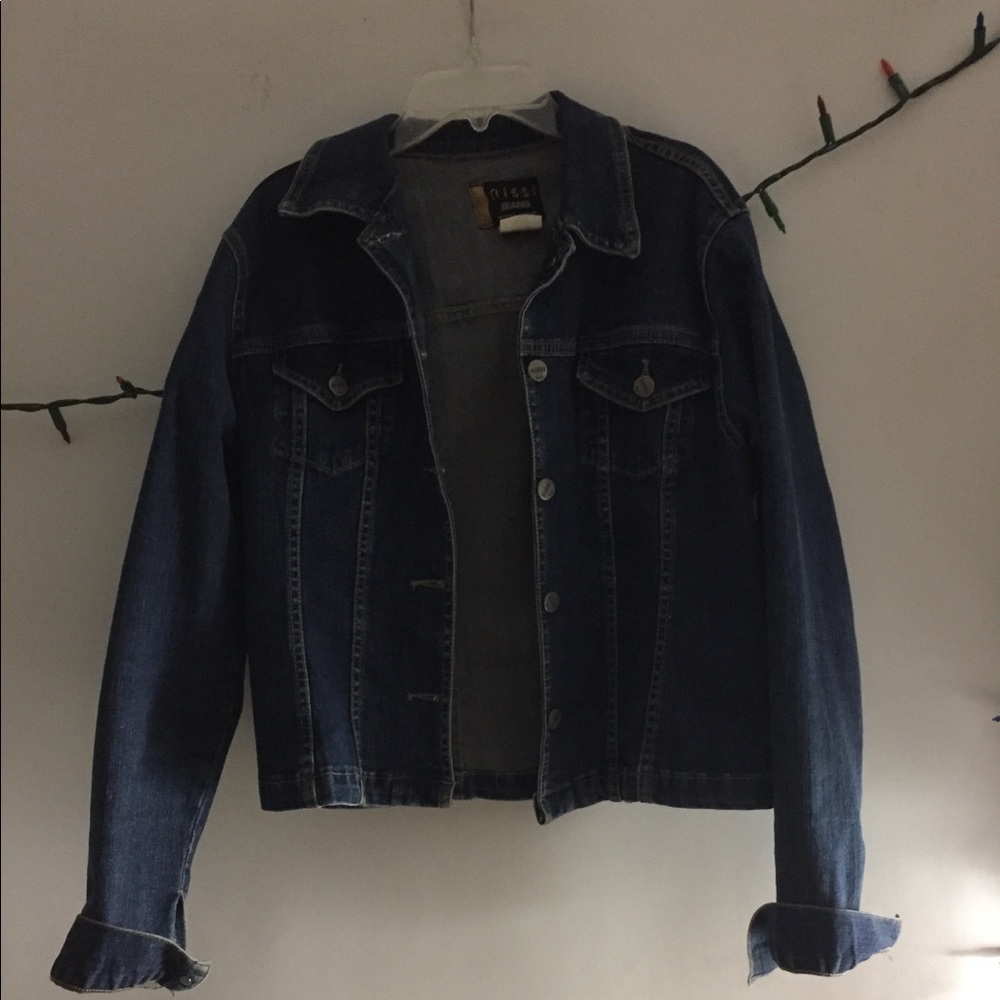 cropped denim jacket!